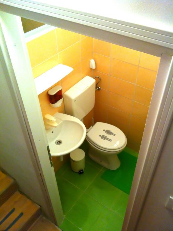Crazy House *